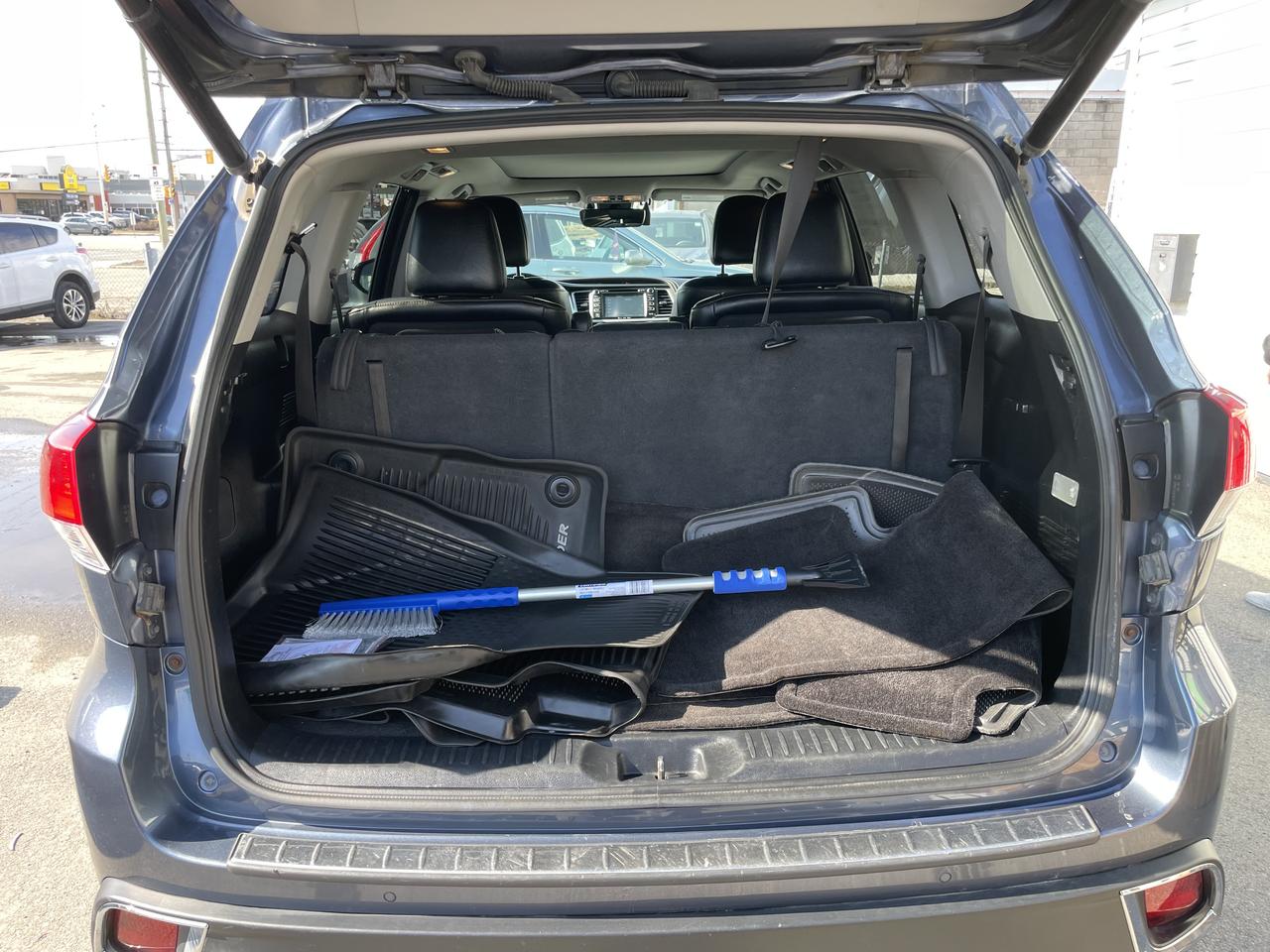 2017 Toyota Highlander Hybrid LIMITED Photo