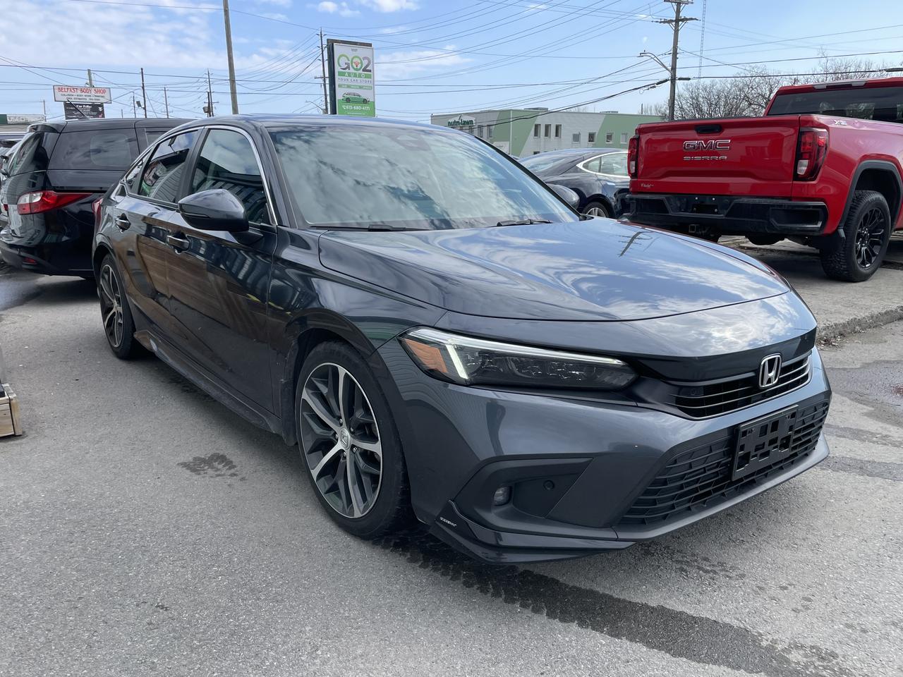 2022 Honda Civic Touring Photo2