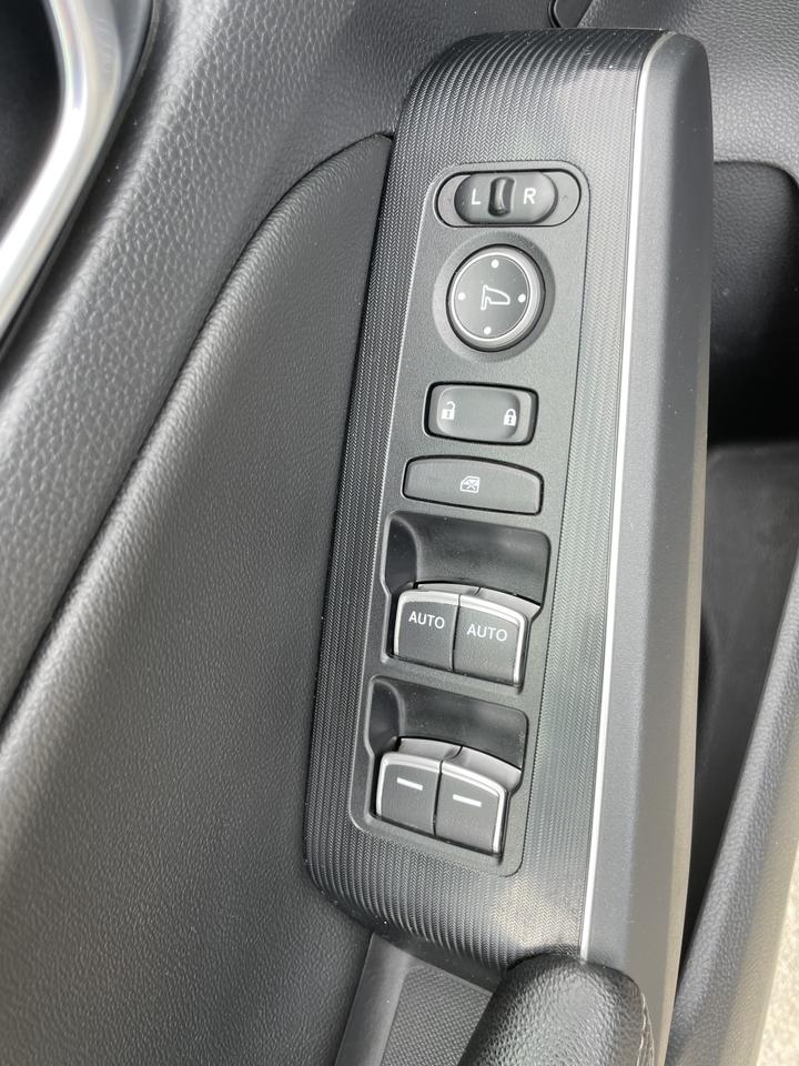 2022 Honda Civic Touring Photo