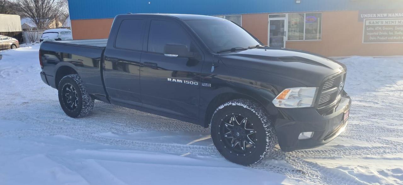 2012 RAM 1500 SPORT Photo0
