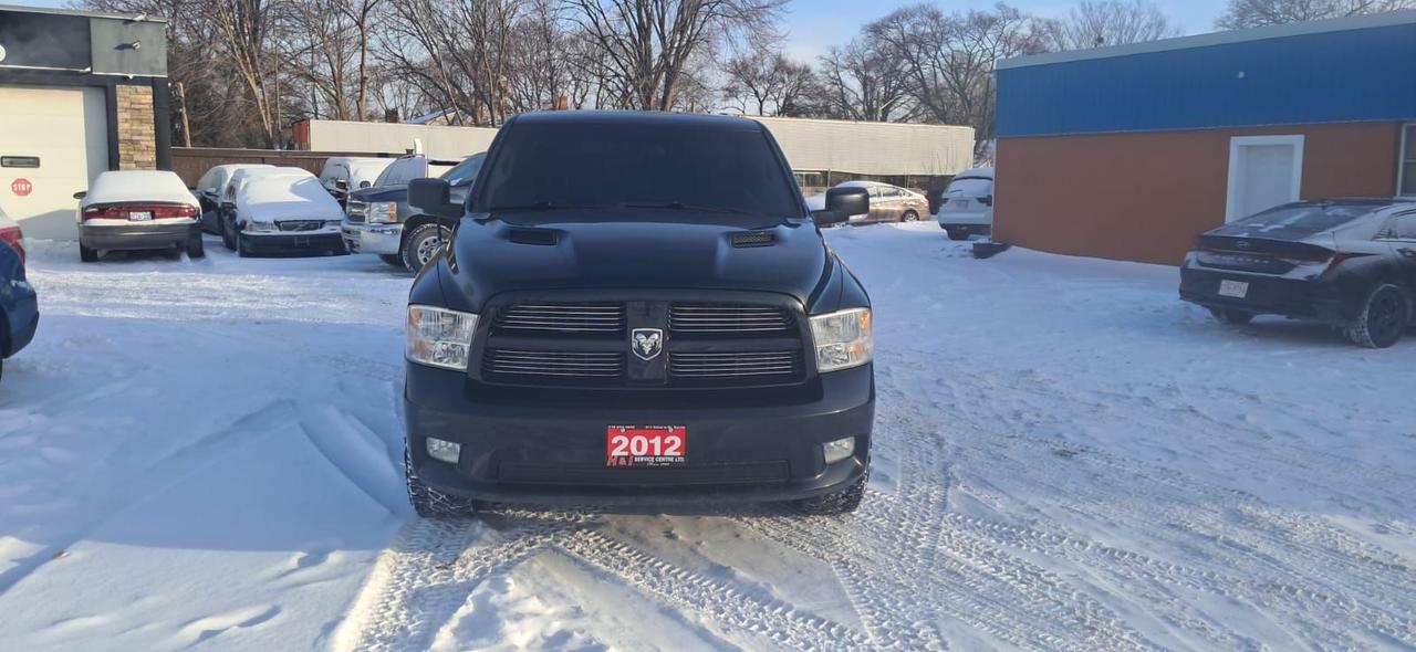 2012 RAM 1500 SPORT Photo3