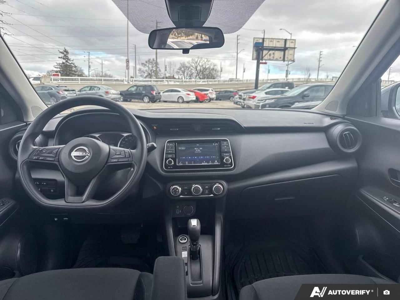 2024 Nissan Kicks S / NO ACCIDENTS / BLINDSPOT DETECTION / BLUETOOTH Photo