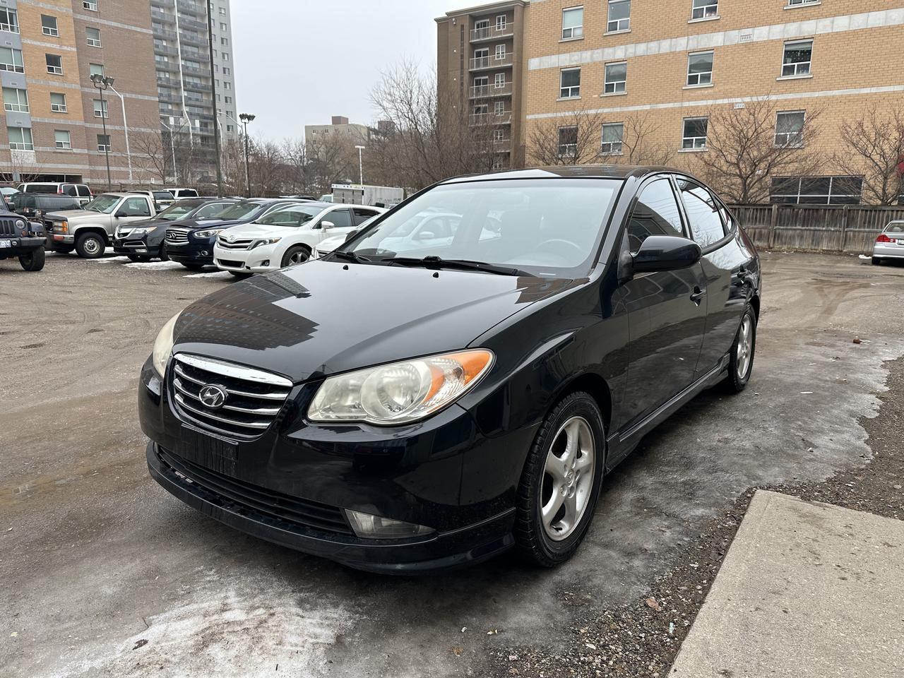 2010 Hyundai Elantra 4dr Sdn Man GL w/Sport Photo