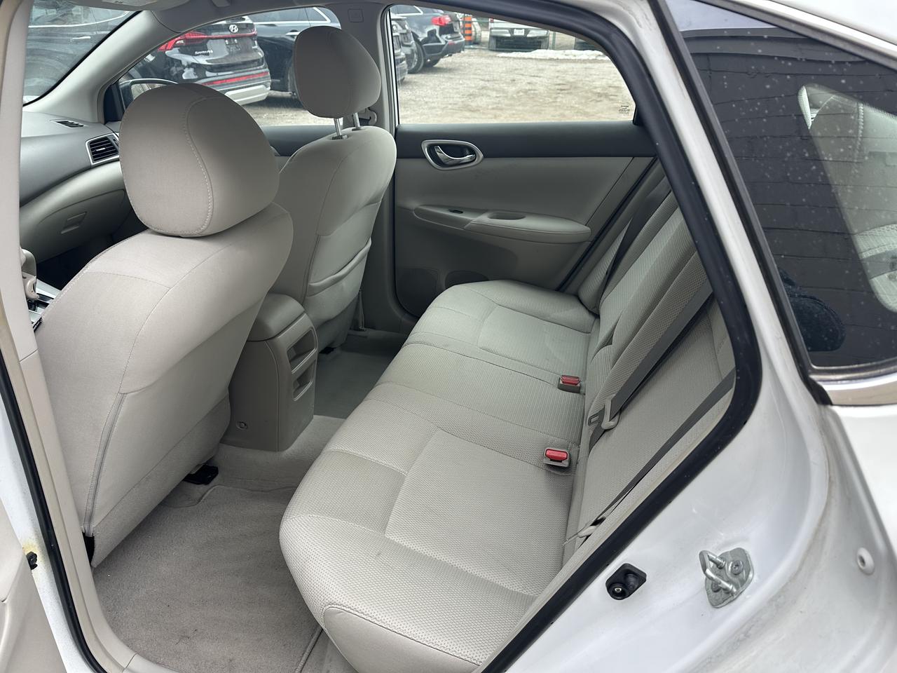 2013 Nissan Sentra S Photo