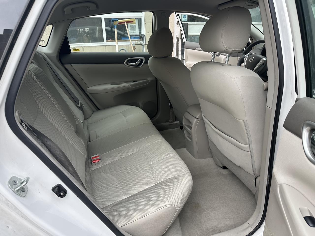 2013 Nissan Sentra S Photo