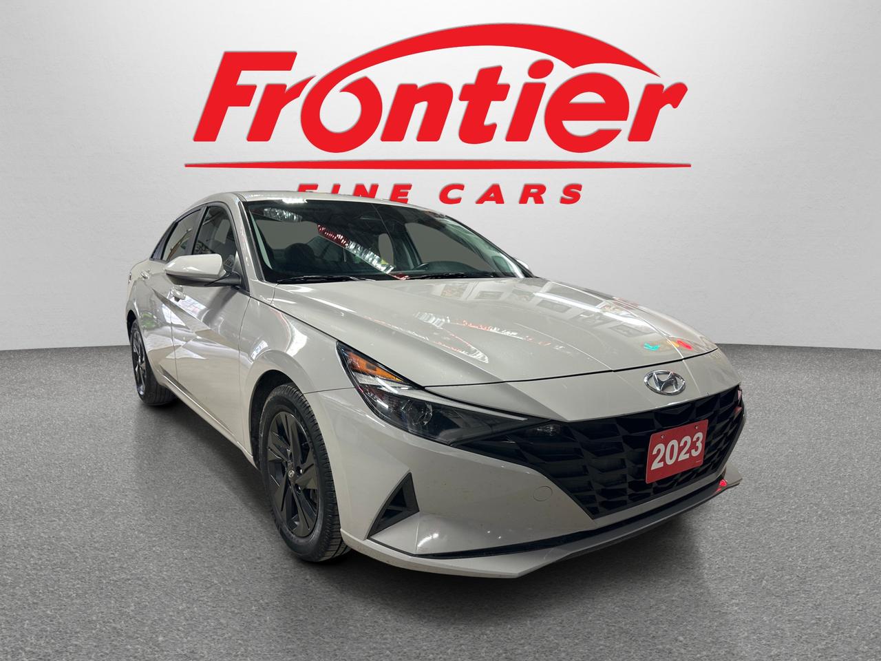 2023 Hyundai Elantra PREFERRED | BLUETOOTH | HEATED SEATS | BACK UP CAM Photo2