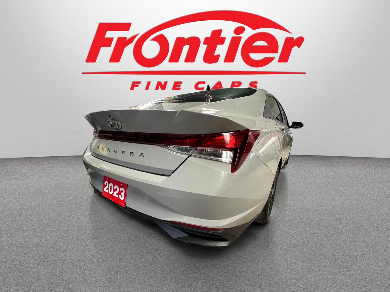 2023 Hyundai Elantra PREFERRED | BLUETOOTH | HEATED SEATS | BACK UP CAM Photo
