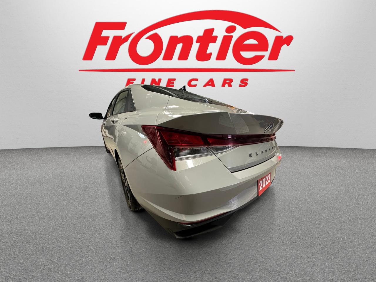 2023 Hyundai Elantra PREFERRED | BLUETOOTH | HEATED SEATS | BACK UP CAM Photo