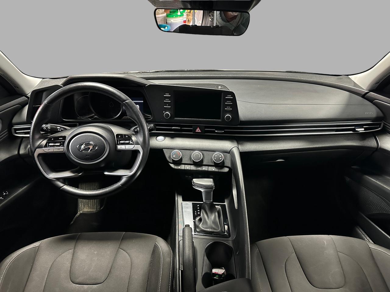 2023 Hyundai Elantra PREFERRED | BLUETOOTH | HEATED SEATS | BACK UP CAM Photo