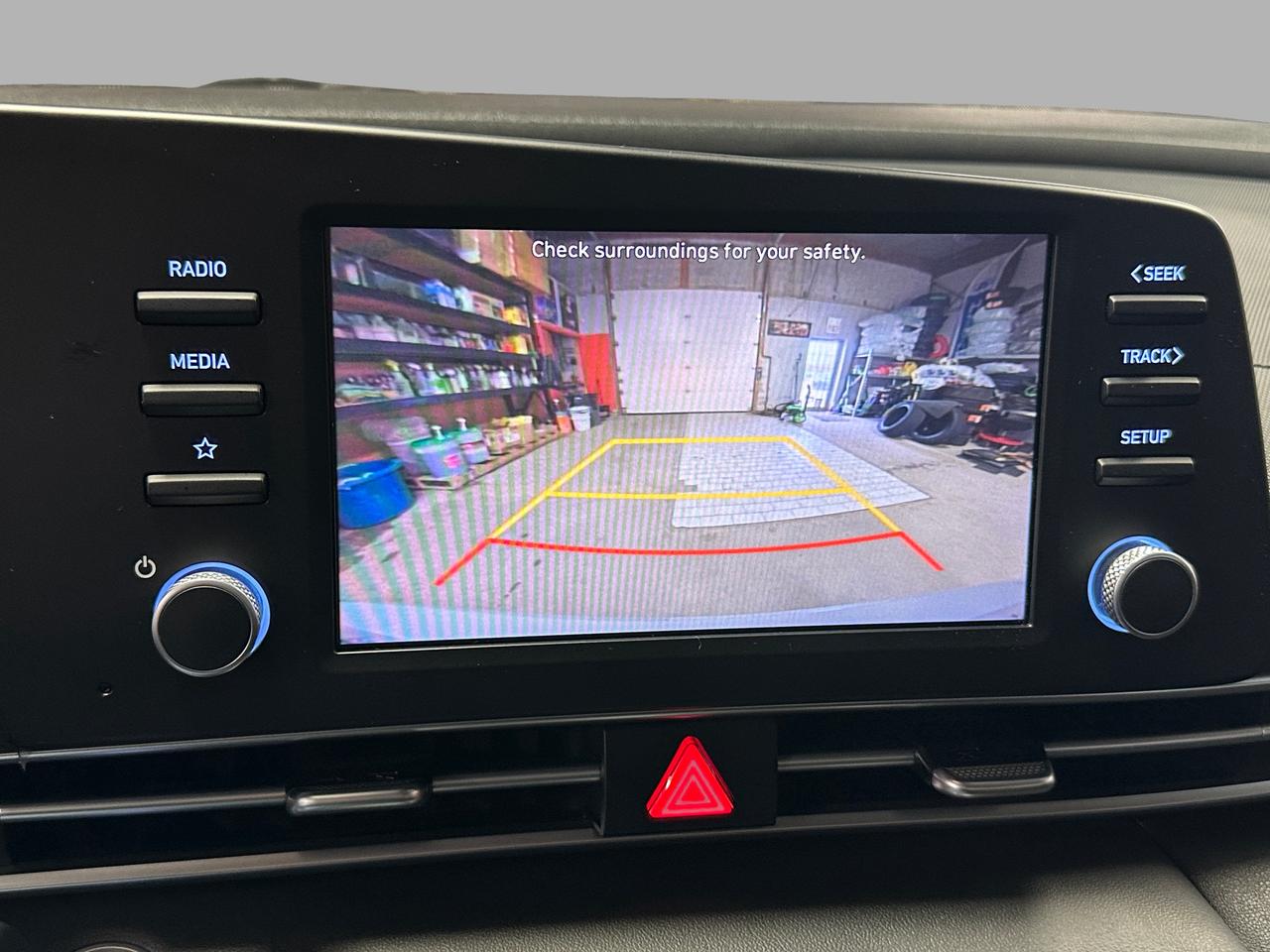 2023 Hyundai Elantra PREFERRED | BLUETOOTH | HEATED SEATS | BACK UP CAM Photo