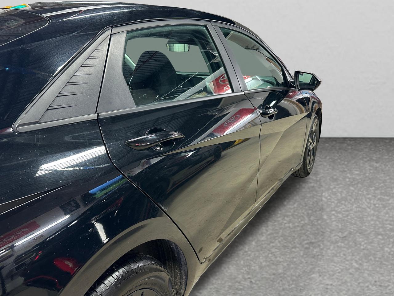 2023 Hyundai Elantra PREFERRED | BLUETOOTH | HEATED SEATS | BACK UP CAM Photo