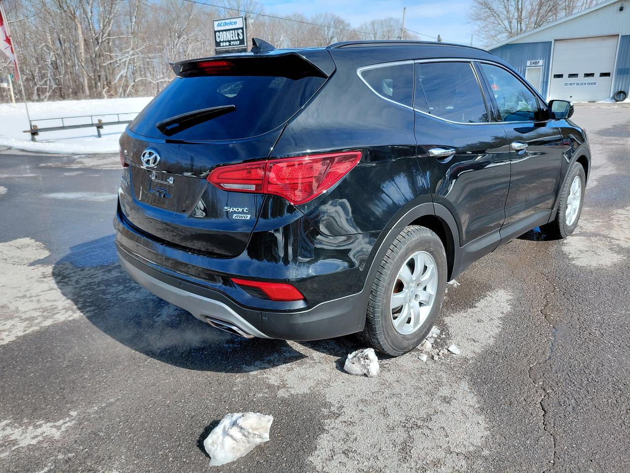 2018 Hyundai Santa Fe Sport Premium Photo