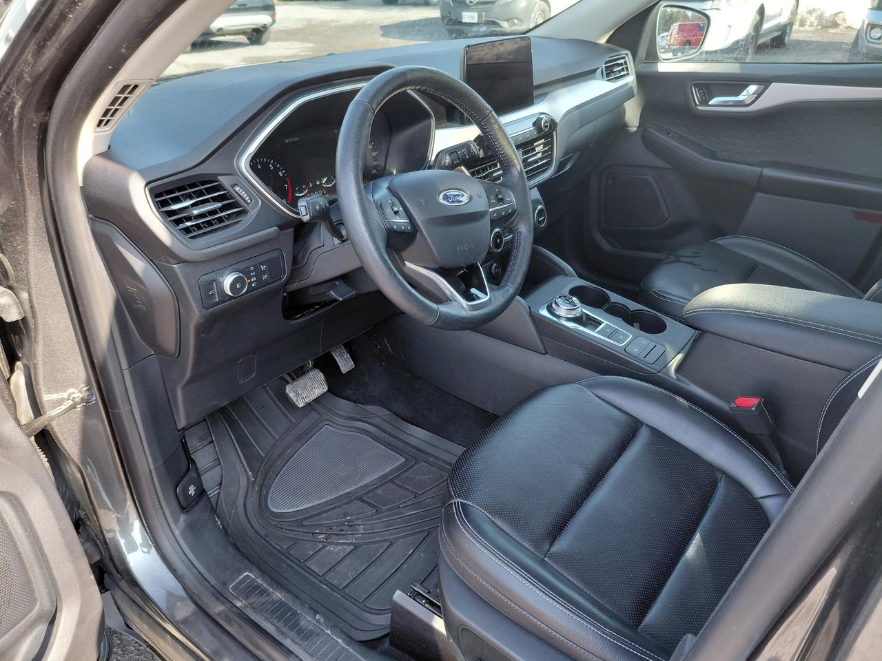 2020 Ford Escape SEL Photo