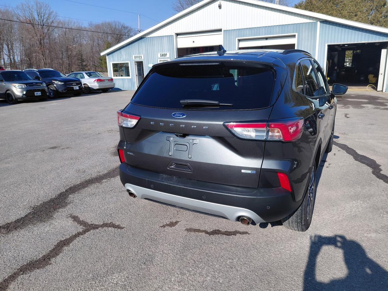 2020 Ford Escape SEL Photo