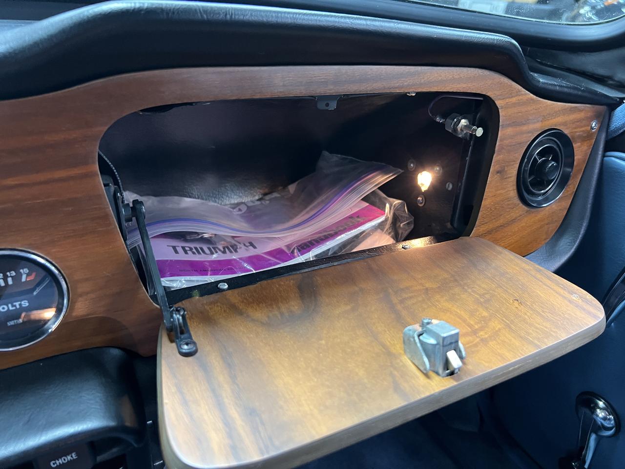 1976 Triumph TR6 w/Overdrive Photo