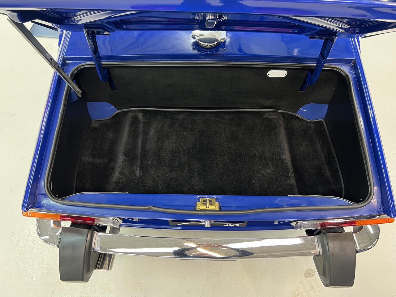 1976 Triumph TR6 w/Overdrive Photo