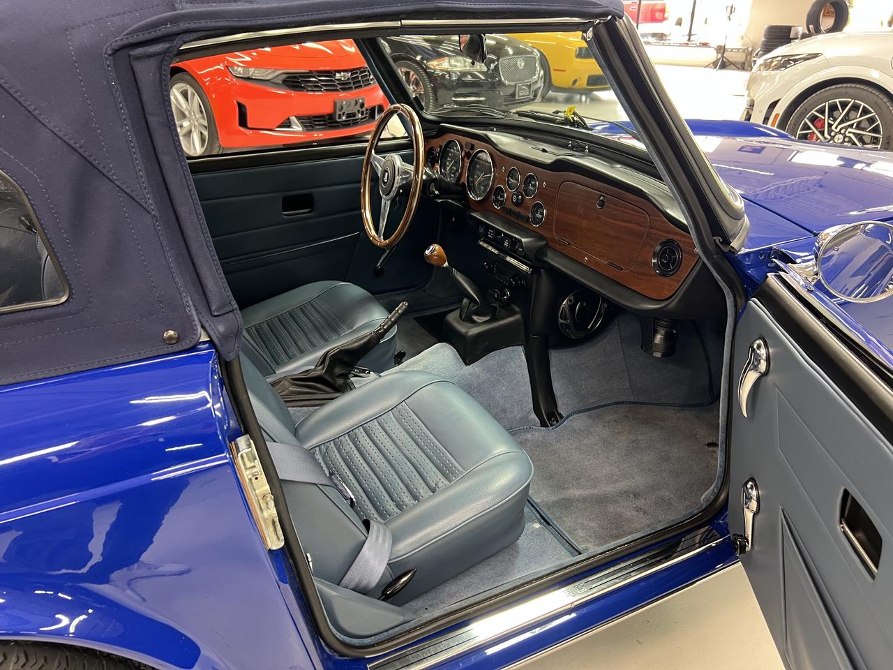 1976 Triumph TR6 w/Overdrive Photo