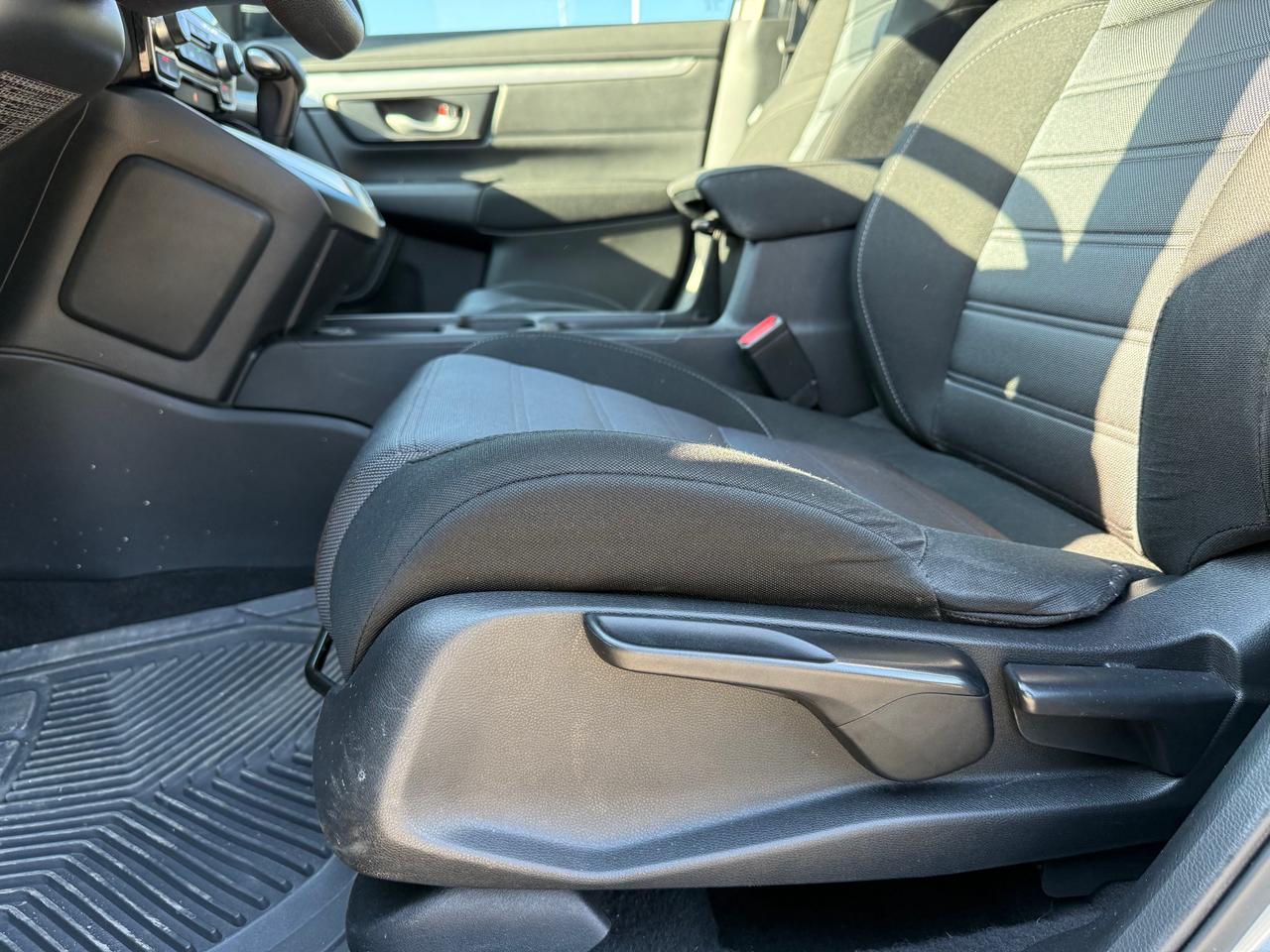 2017 Honda CR-V LX Heated Seats! AutoStart! Photo