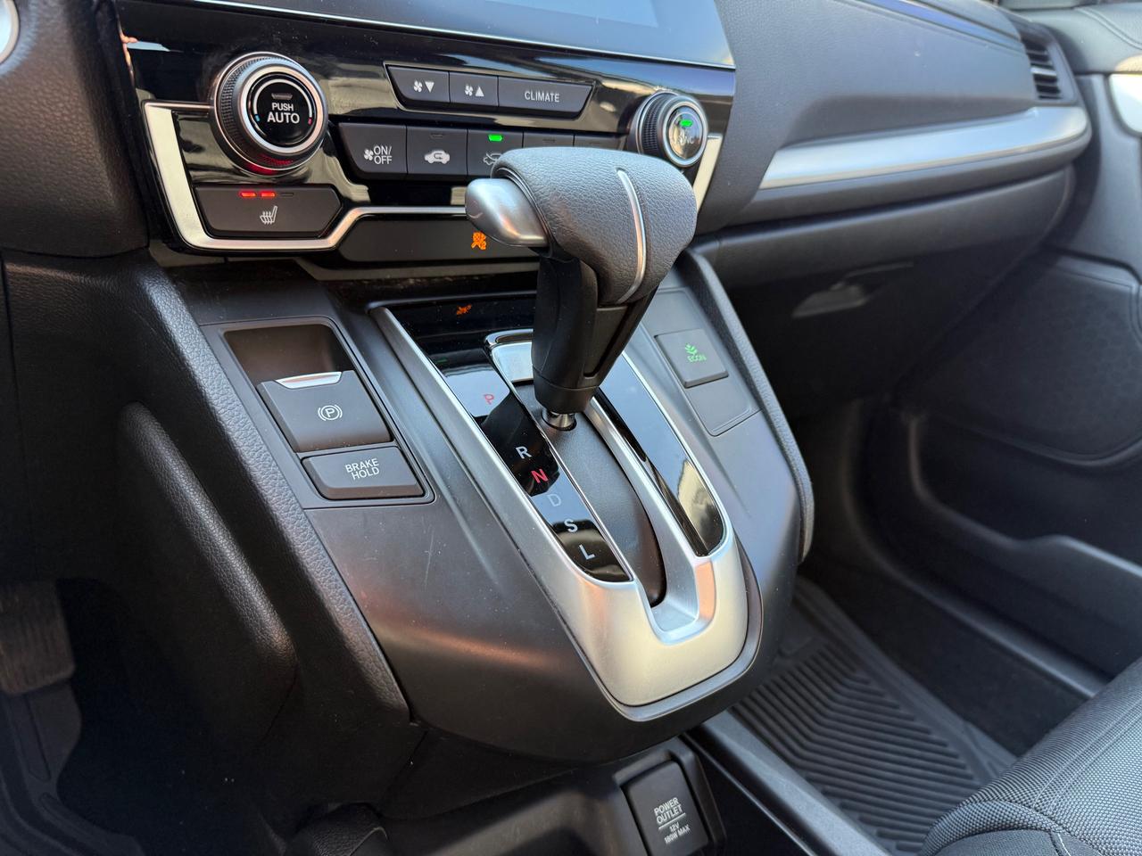 2017 Honda CR-V LX Heated Seats! AutoStart! Photo
