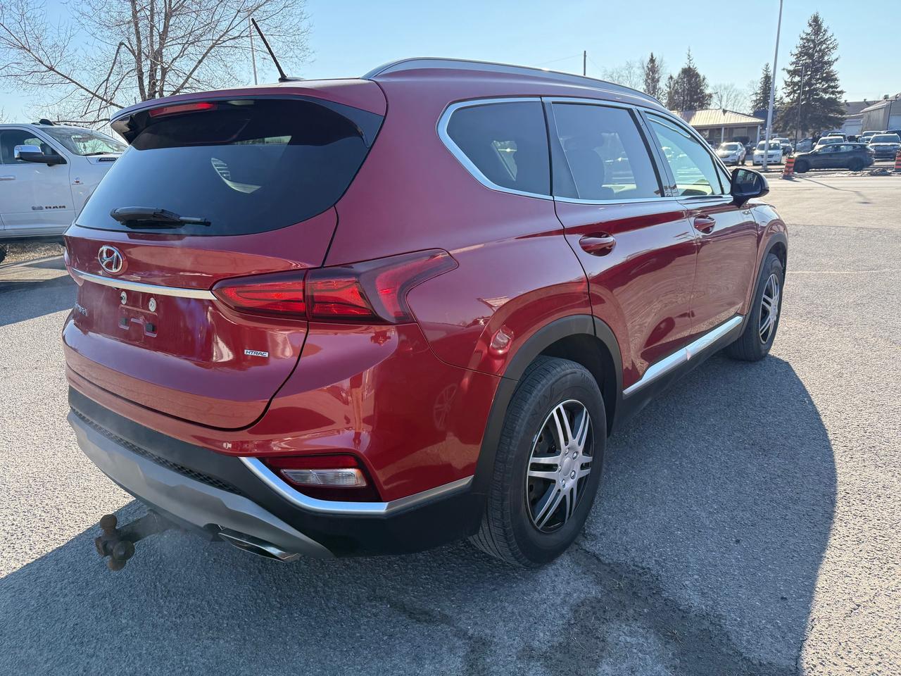 2019 Hyundai Santa Fe ESSENTIAL Heated Steering and Seats! Photo4