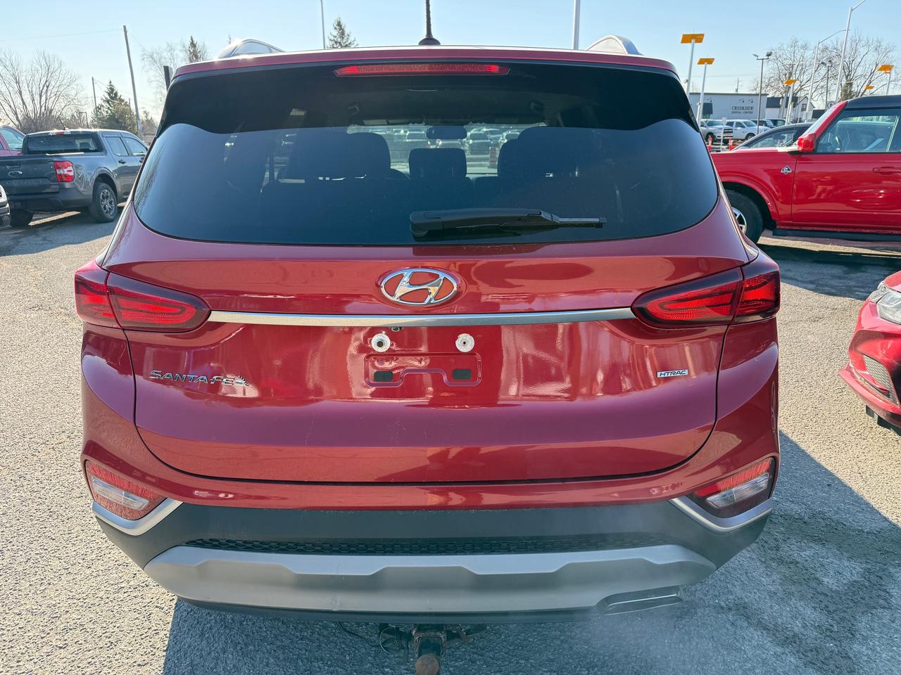2019 Hyundai Santa Fe ESSENTIAL Heated Steering and Seats! Photo