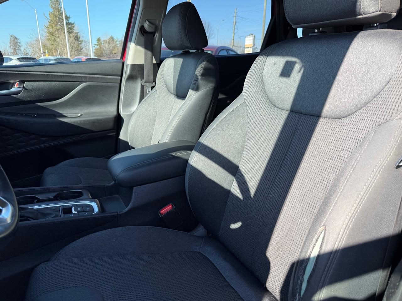 2019 Hyundai Santa Fe ESSENTIAL Heated Steering and Seats! Photo