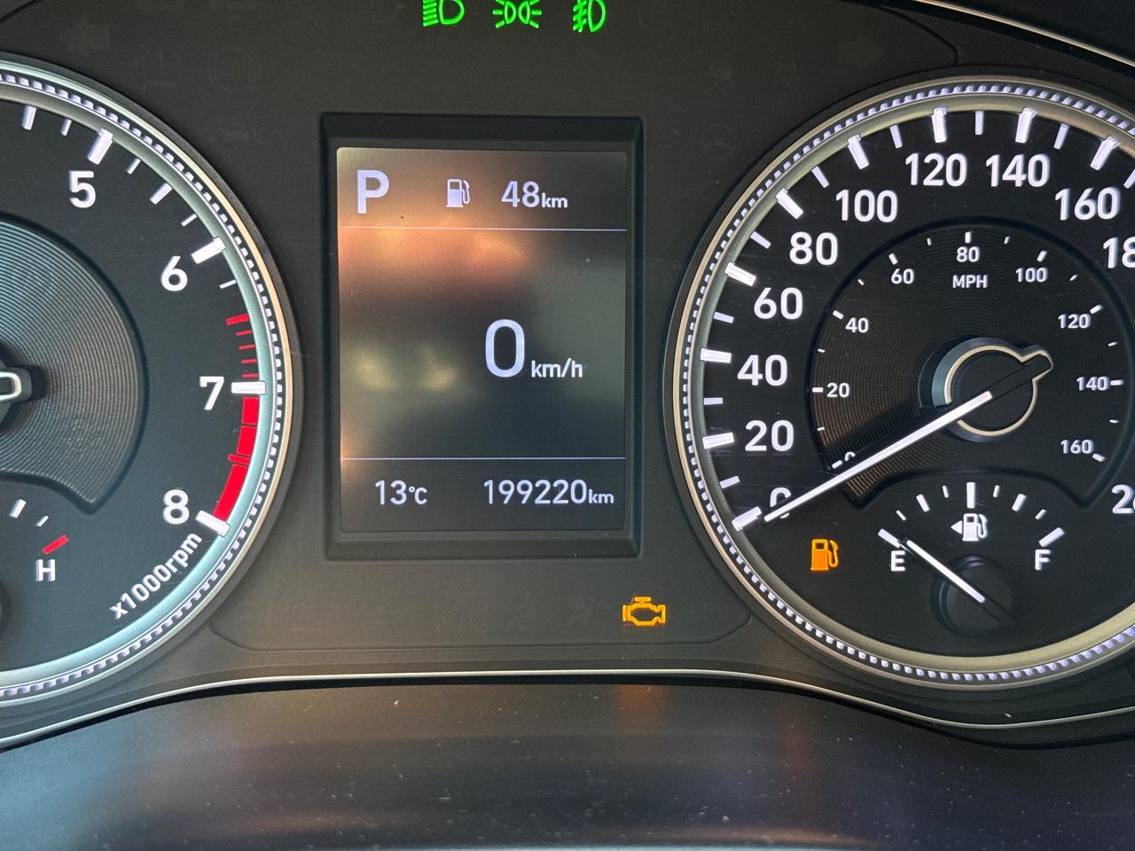 2019 Hyundai Santa Fe ESSENTIAL Heated Steering and Seats! Photo