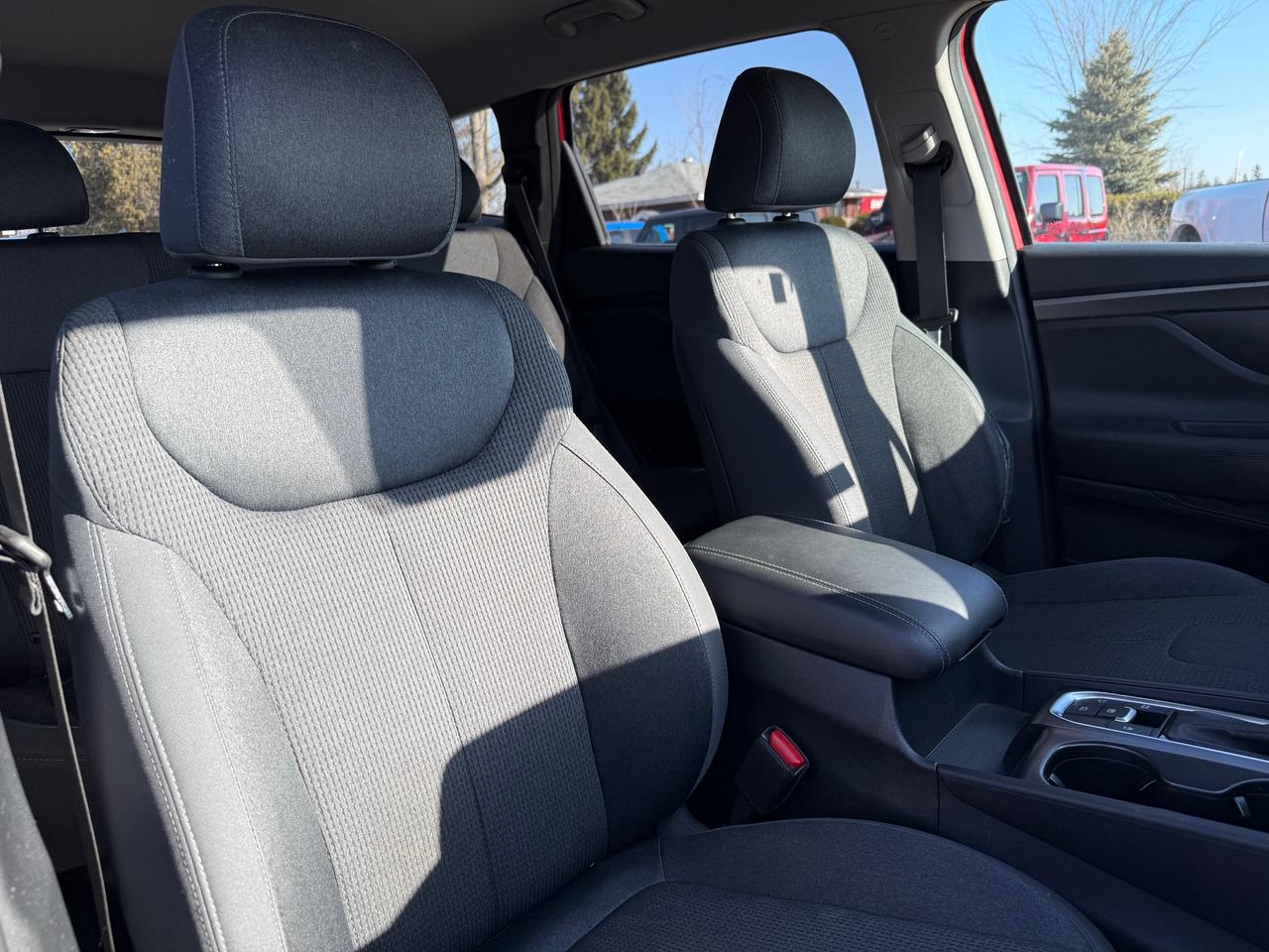 2019 Hyundai Santa Fe ESSENTIAL Heated Steering and Seats! Photo