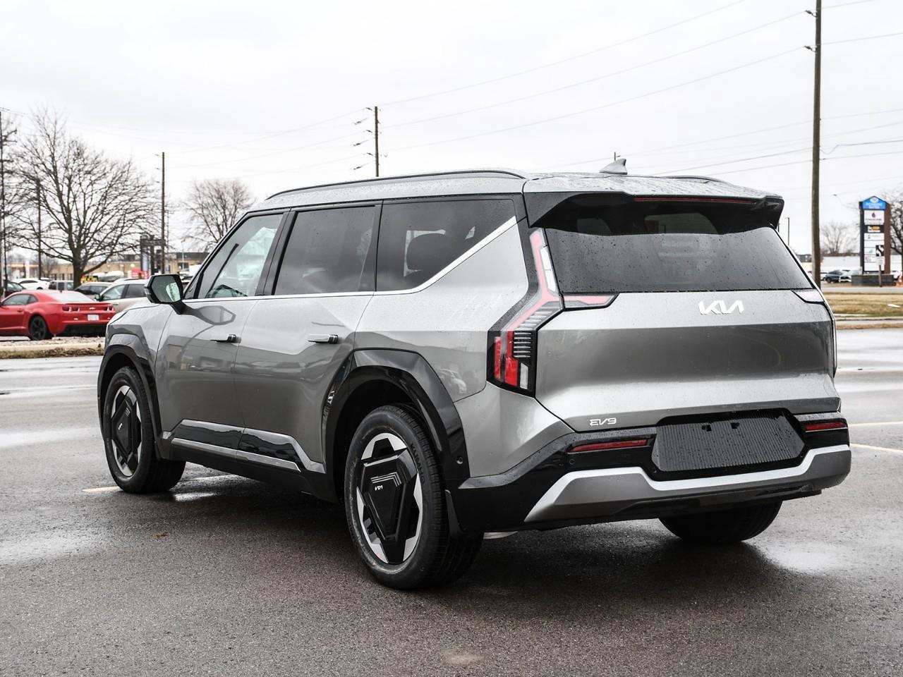 2026 Kia EV9 2026 Kia EV9 – Land w/Premium Package | 1.99% up to 60 months OAC | Dealership Demo Photo