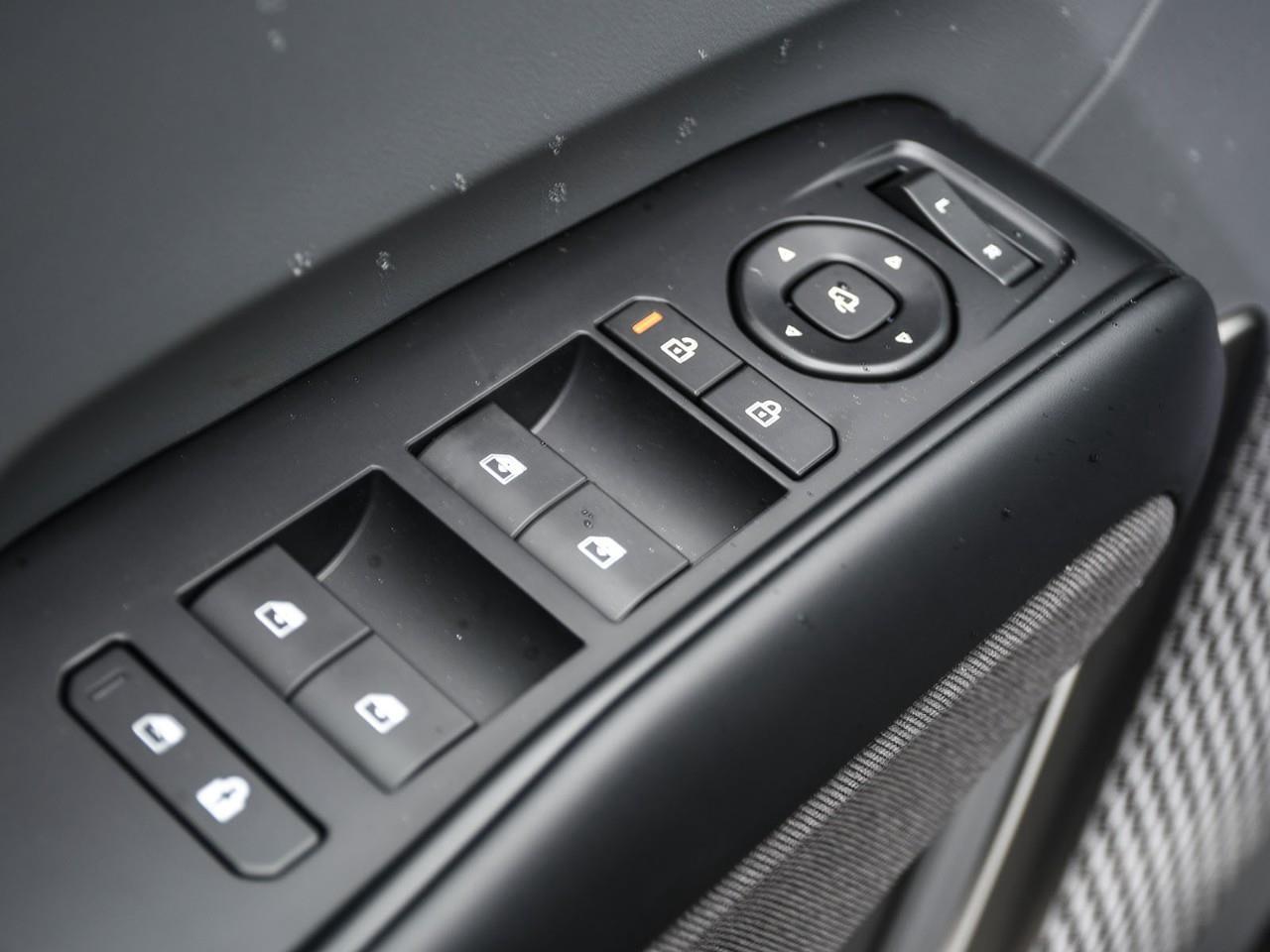 2026 Kia EV9 2026 Kia EV9 – Land w/Premium Package | 1.99% up to 60 months OAC | Dealership Demo Photo