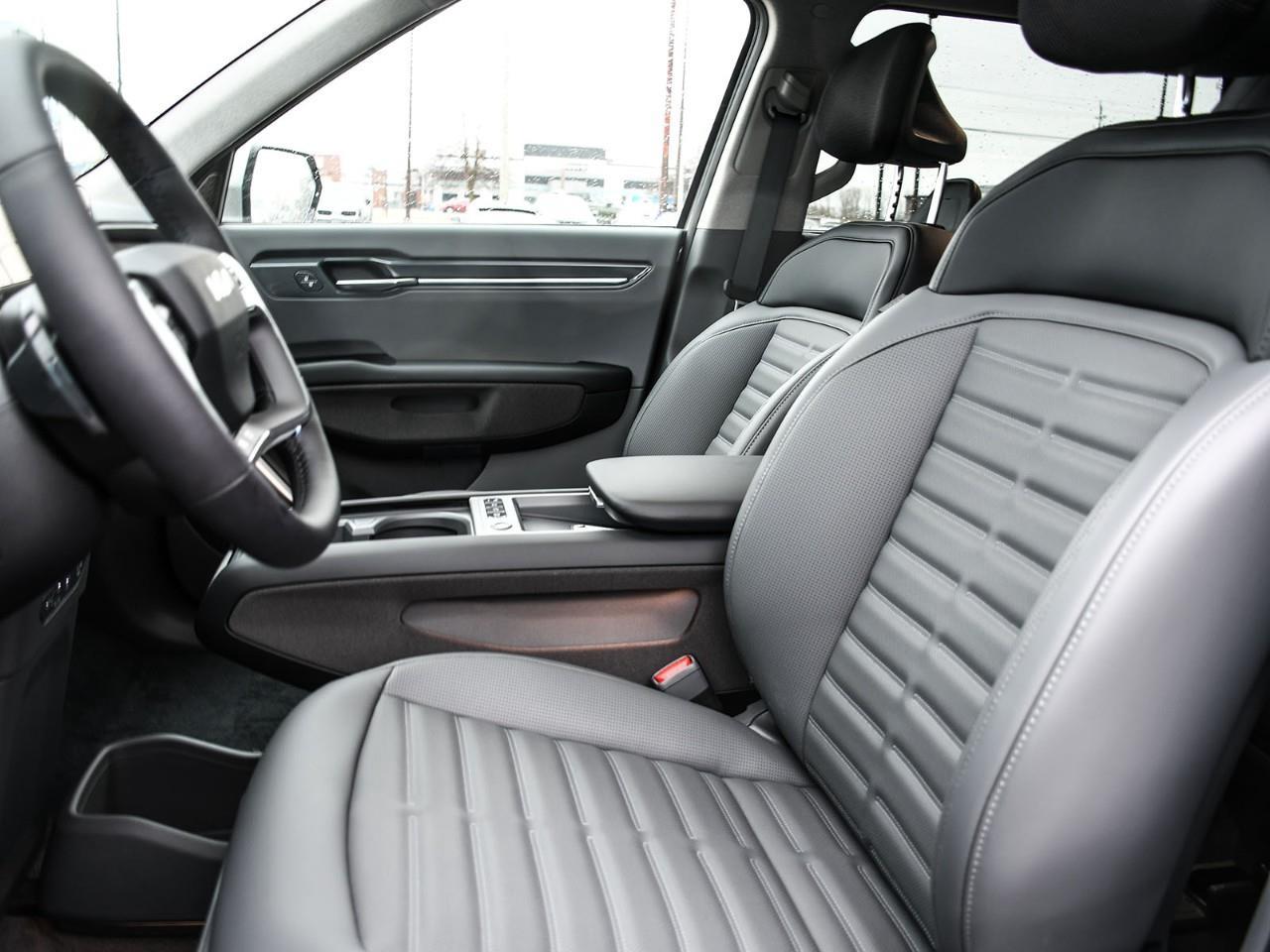 2026 Kia EV9 2026 Kia EV9 – Land w/Premium Package | 1.99% up to 60 months OAC | Dealership Demo Photo