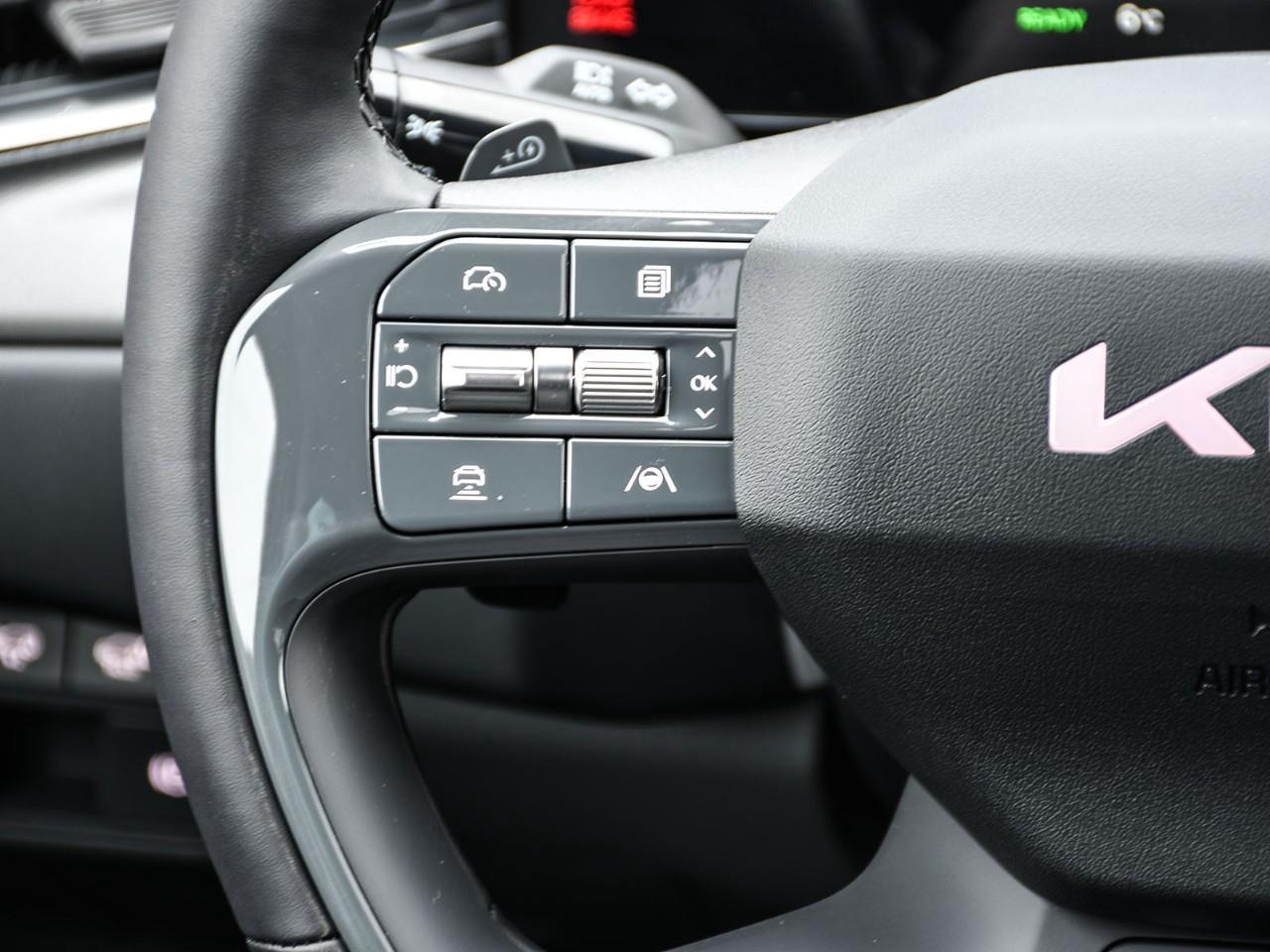 2026 Kia EV9 2026 Kia EV9 – Land w/Premium Package | 1.99% up to 60 months OAC | Dealership Demo Photo