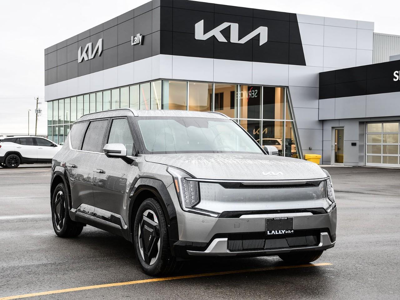 2026 Kia EV9 2026 Kia EV9 – Land w/Premium Package | 1.99% up to 60 months OAC | Dealership Demo Photo