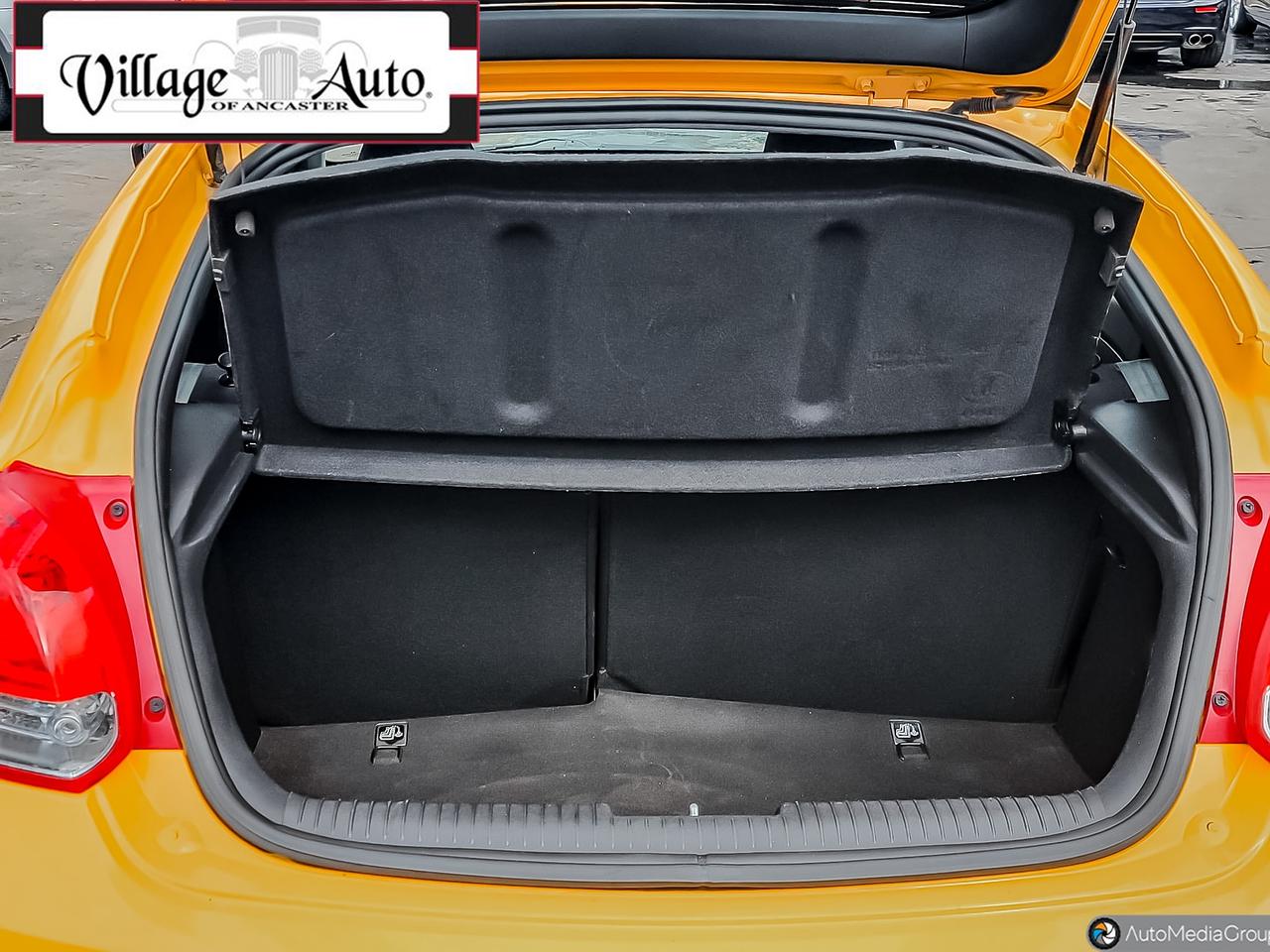 2015 Hyundai Veloster 3DR CPE AUTO SE - Photo #9