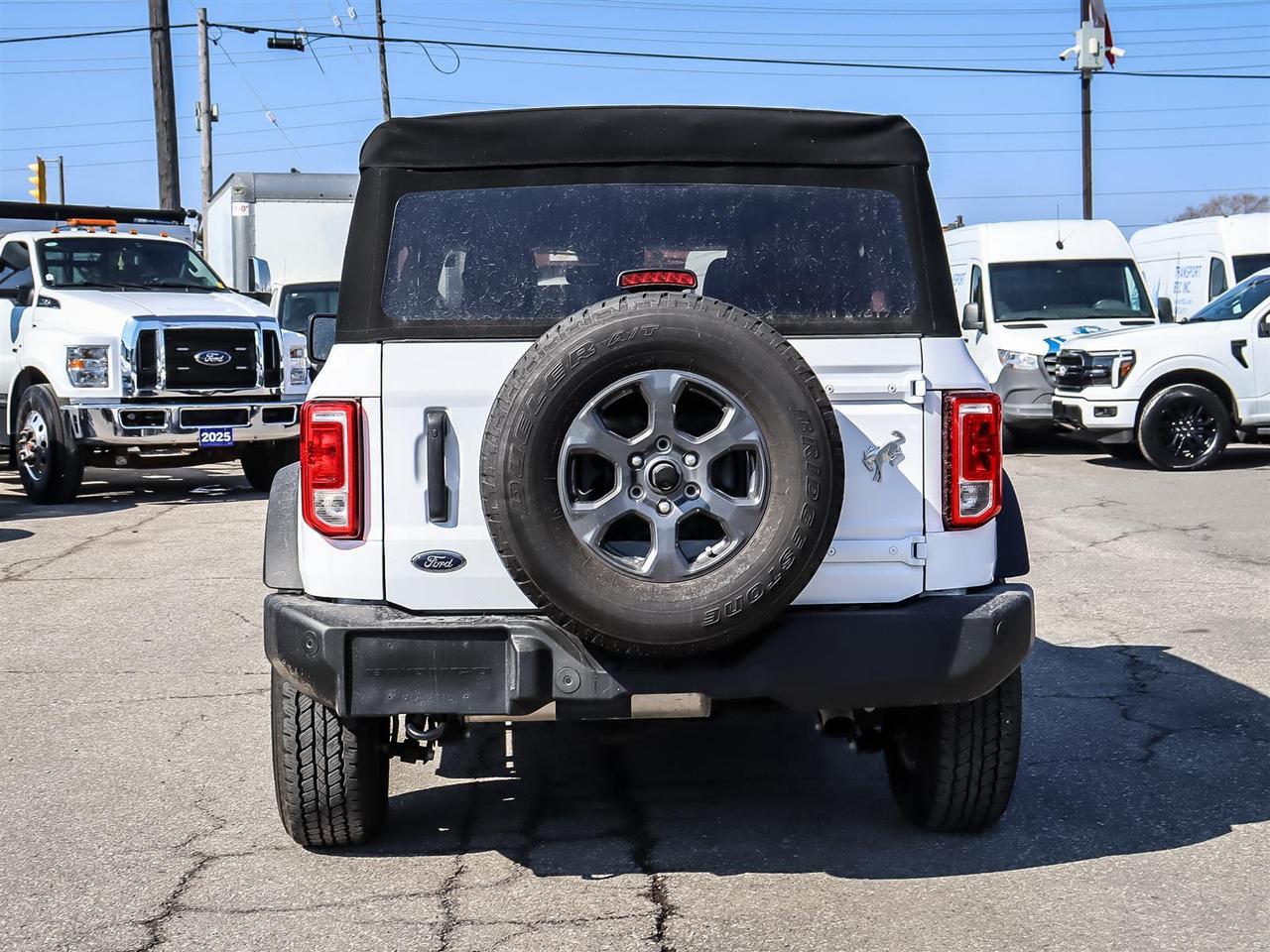 2024 Ford Bronco Big Bend Bronco | Soft Top | Removable Roof | Photo4