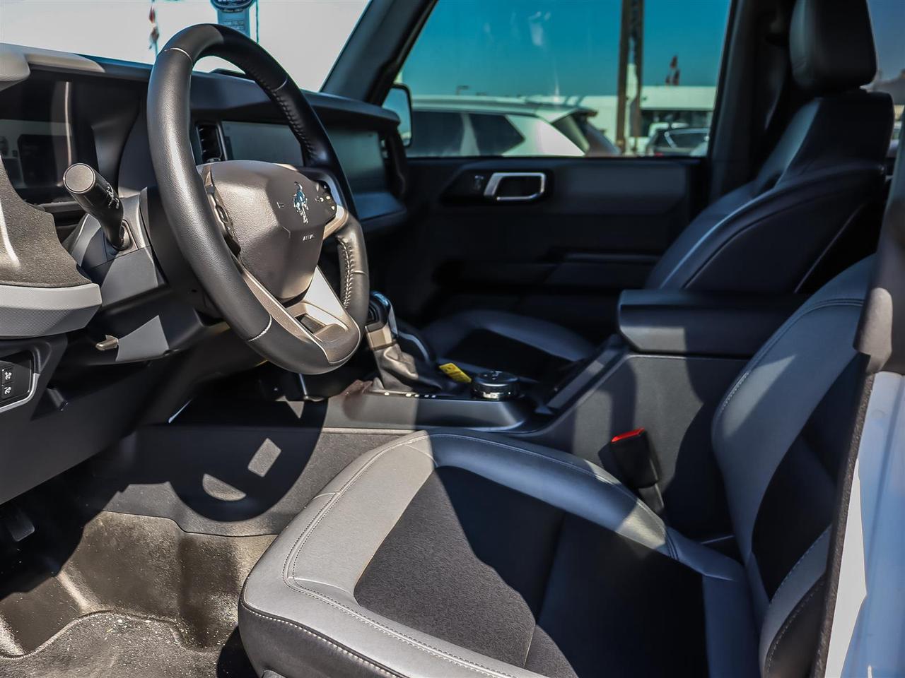 2024 Ford Bronco Big Bend Bronco | Soft Top | Removable Roof | Photo