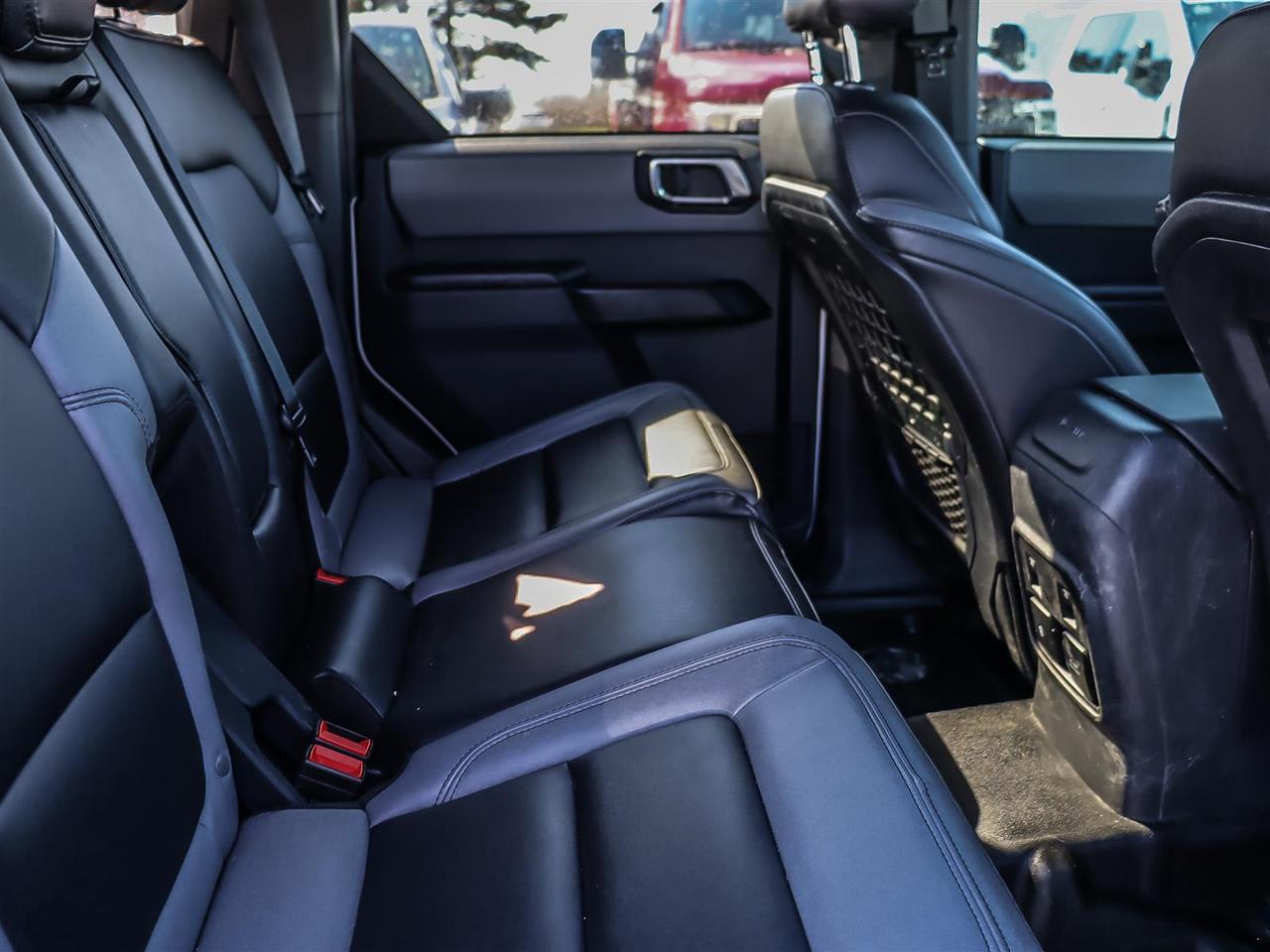 2024 Ford Bronco Big Bend Bronco | Soft Top | Removable Roof | Photo