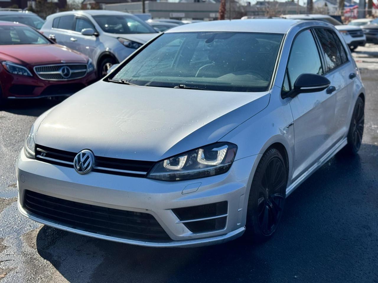 2016 Volkswagen Golf R 4-Door AWD