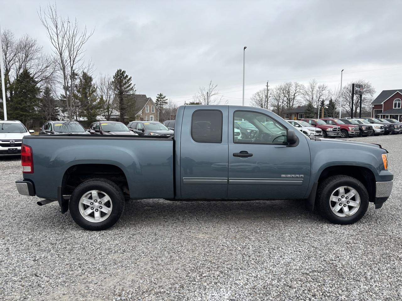 2013 GMC Sierra 1500 SLE Ext. Cab 2WD Photo