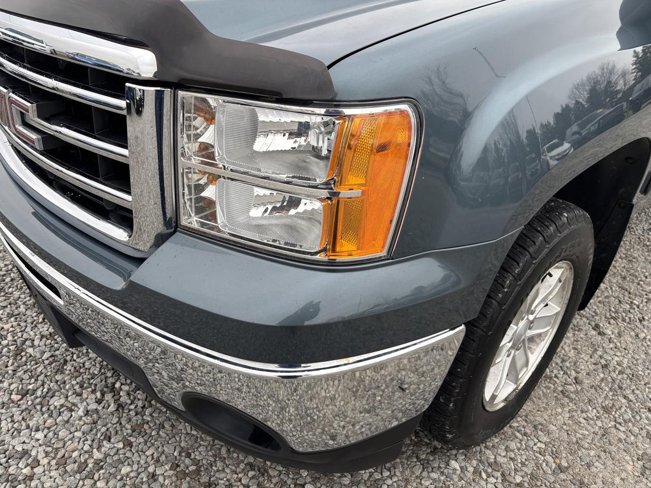 2013 GMC Sierra 1500 SLE Ext. Cab 2WD Photo