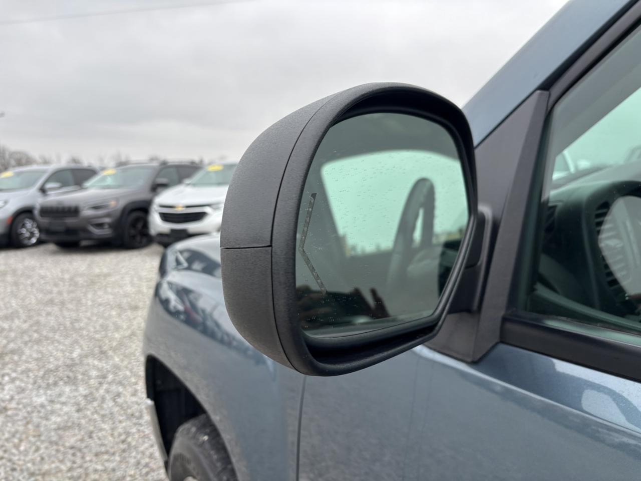 2013 GMC Sierra 1500 SLE Ext. Cab 2WD Photo