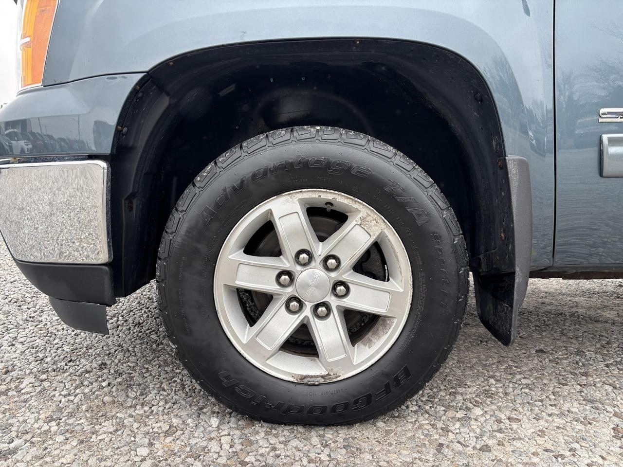 2013 GMC Sierra 1500 SLE Ext. Cab 2WD Photo