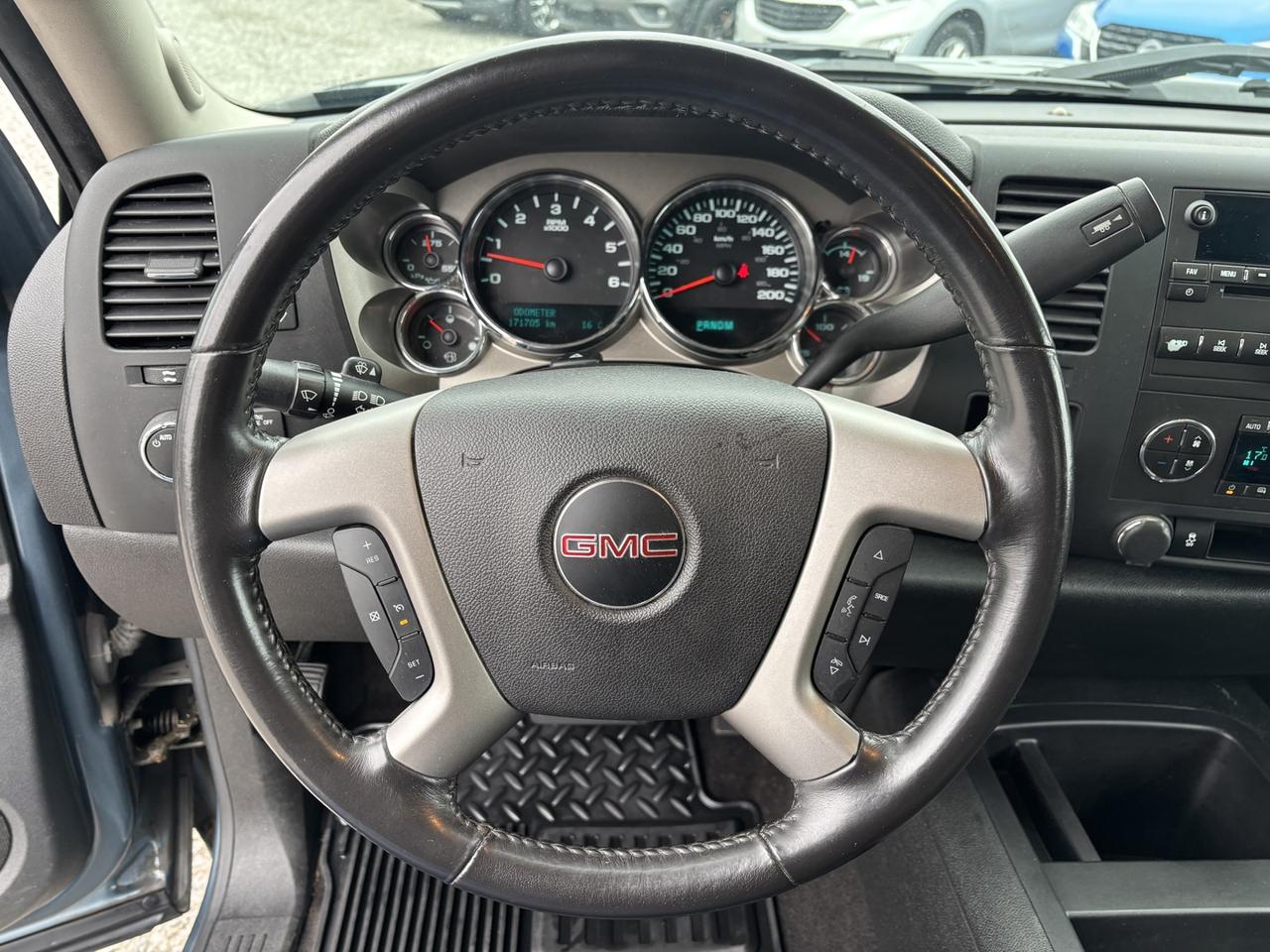 2013 GMC Sierra 1500 SLE Ext. Cab 2WD Photo