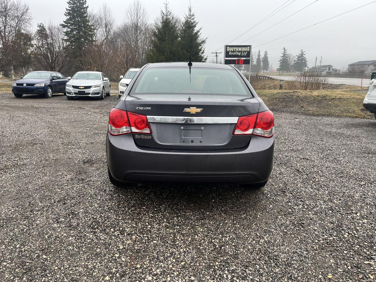 2011 Chevrolet Cruze LS+ w/1SB Certified Photo3