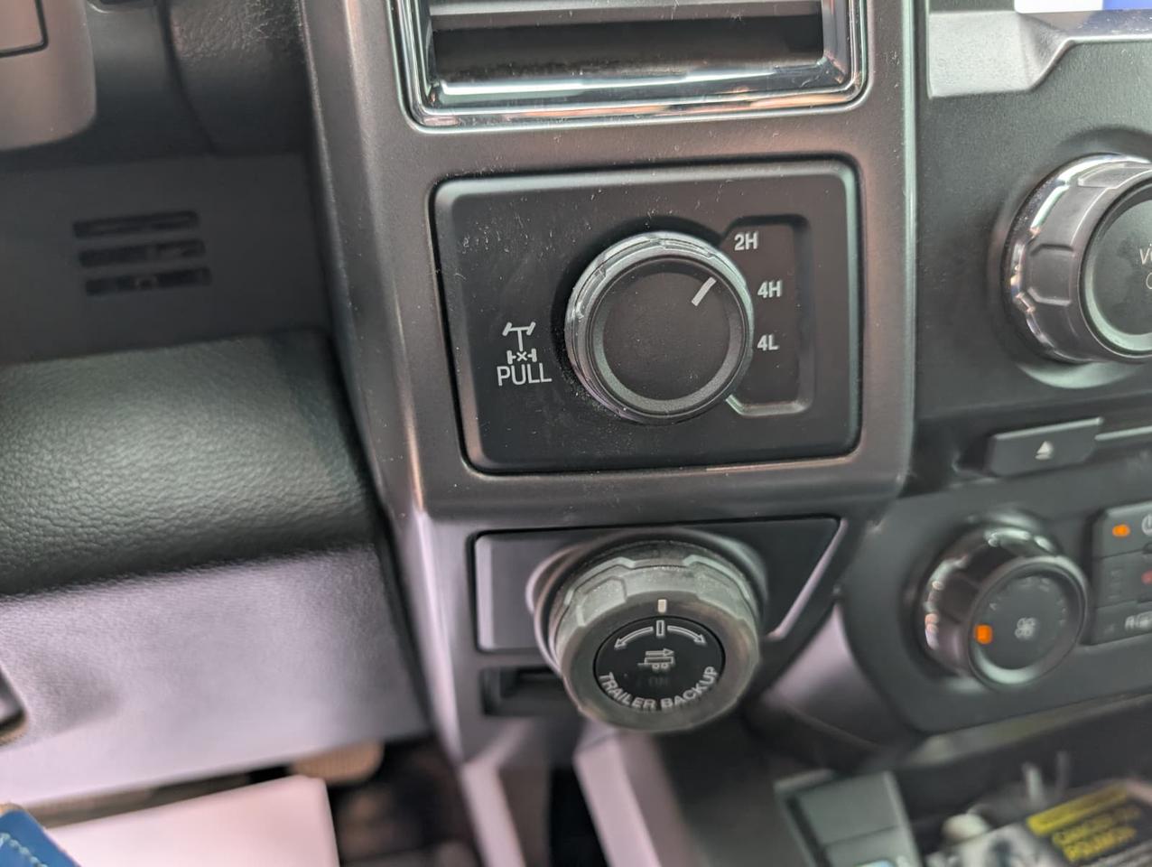 2017 Ford F-150 XLT Photo