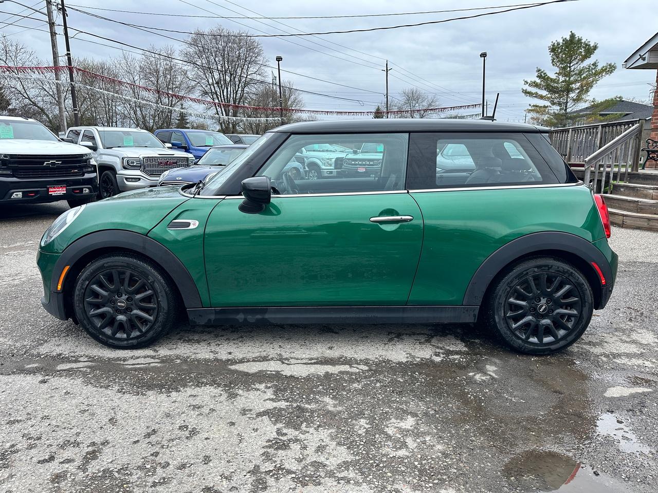 2021 MINI Cooper COOPER 2DR Heated Leather Sunroof CarPlay NAV XM Photo