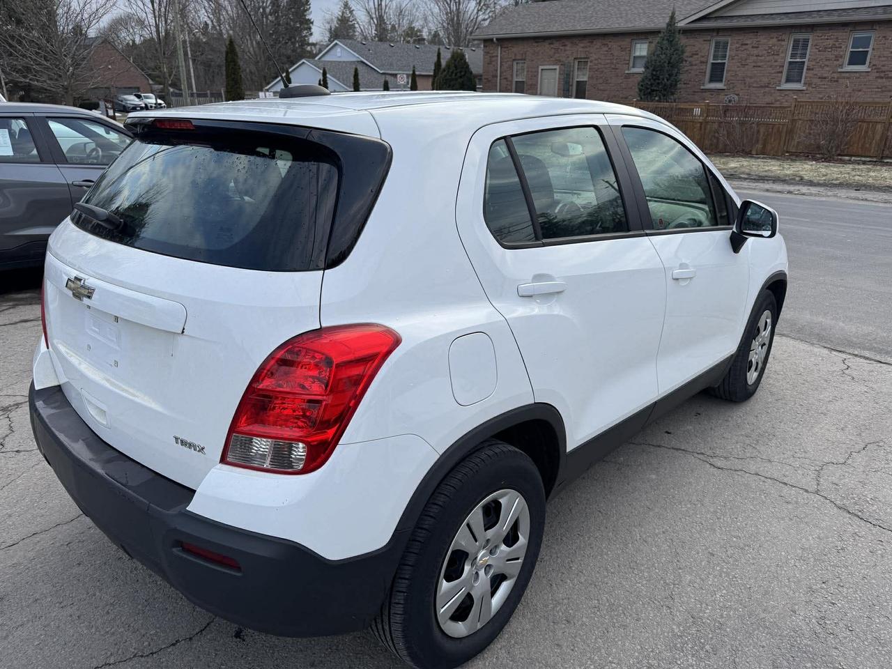 2016 Chevrolet Trax Fwd 4dr Ls - Photo #8