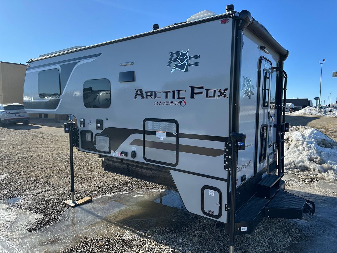 2026 ARCTIC FOX 990 