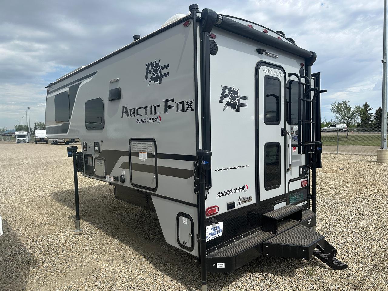 2026 ARCTIC FOX 990 