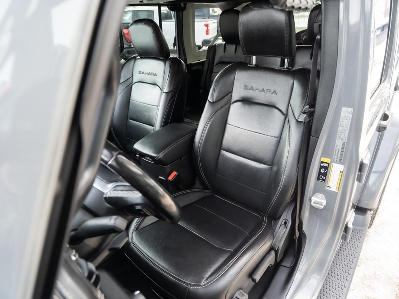 2021 Jeep Wrangler Unlimited Sahara 4X4 Hybrid Photo16